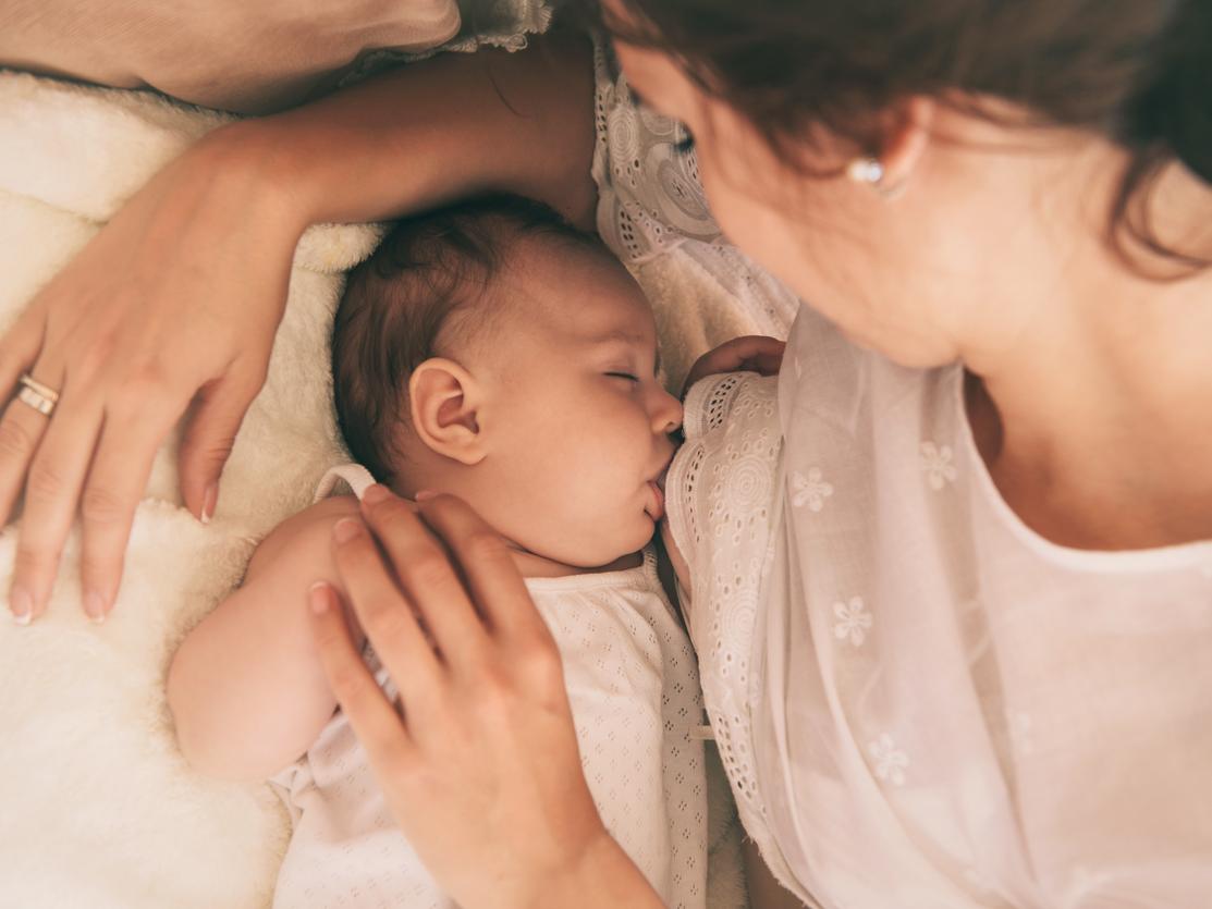 Les indispensables de la maman : grossesse, allaitement et portage en toute sérénité