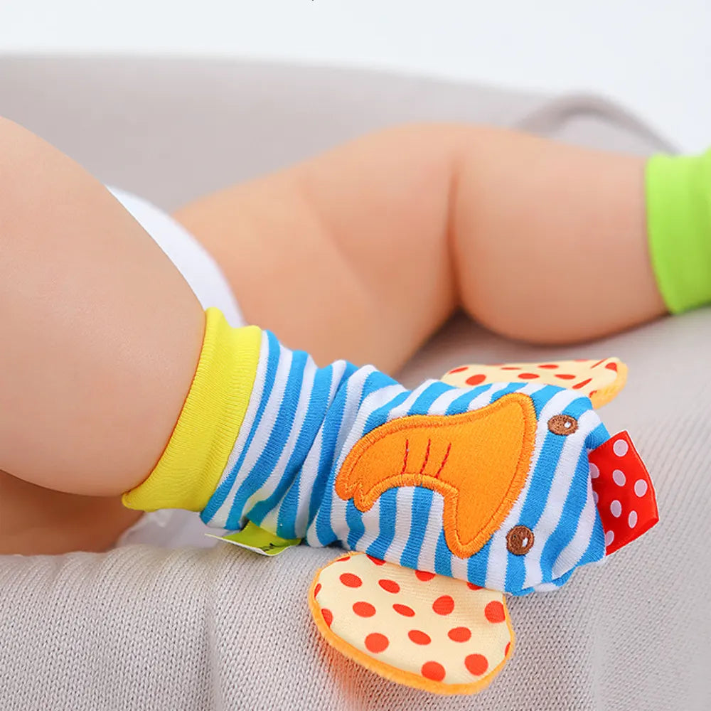 Calcetines y sonajeros de muñeca para bebé – 0M+