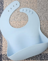 Bavoir MINIKOIOI en Silicone Avec Tour du Cou - Bleu