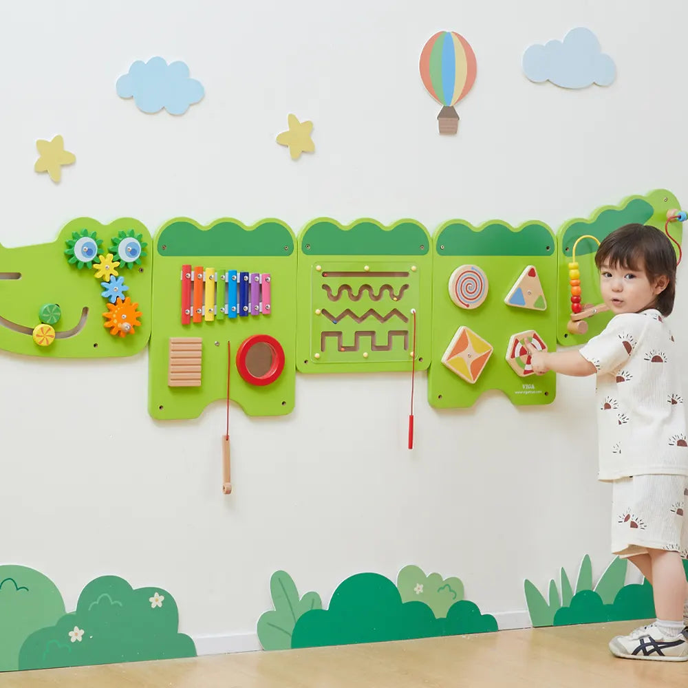 VIGA Toys Jeu d’Activités Mural en Bois Crocodile –18M+
