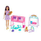 Mattel Barbie La Chambre des Jumeaux Coffret Skipper, Bébés et Accessoires – 3A+