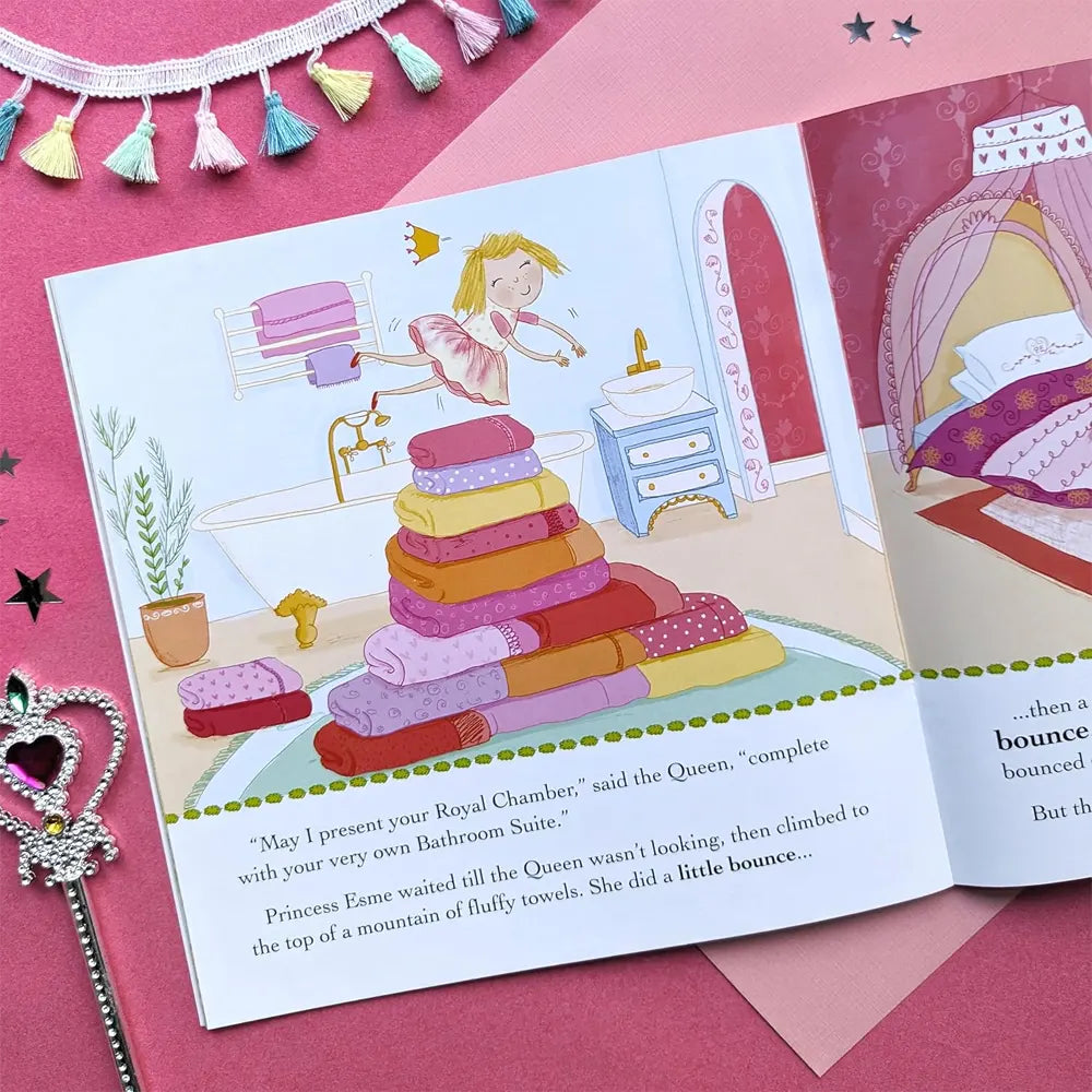 Princess Esme and the Royal Secret + CD in English