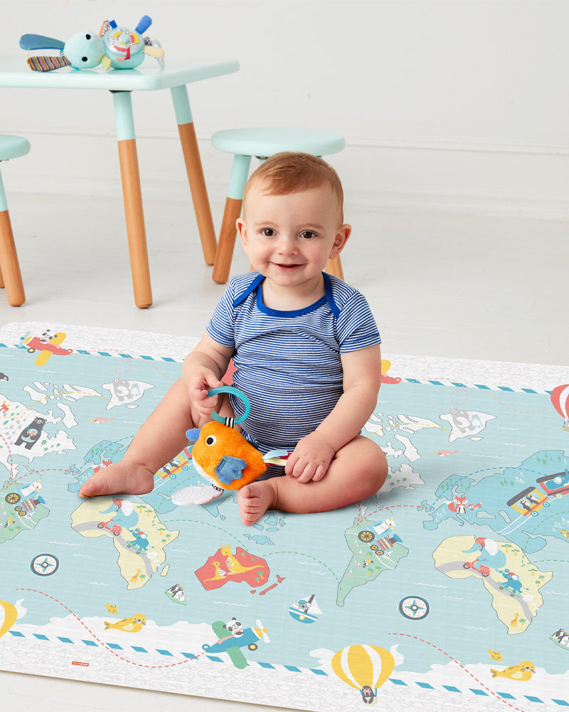 Skip Hop Tapis de Jeu Réversible Double Play - Petits Voyageurs