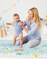 Skip Hop Tapis de Jeu Réversible Double Play - Petits Voyageurs