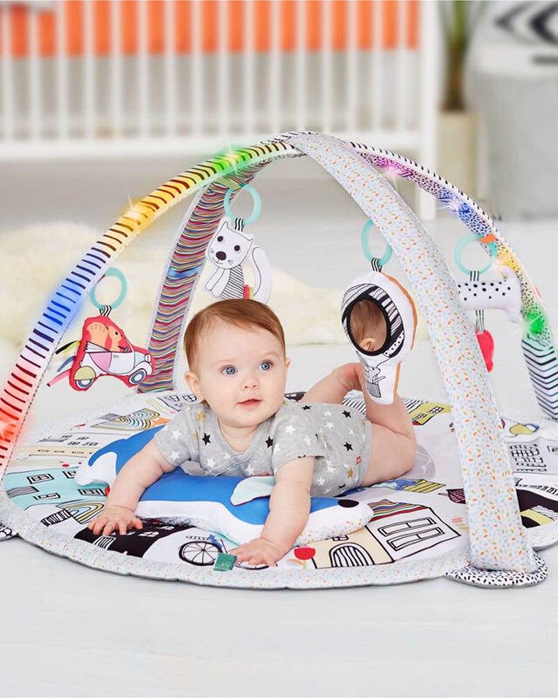 Skip Hop Tapis d'éveil Vibrant Village Smart Lights